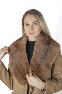 Light brown mink fur collar